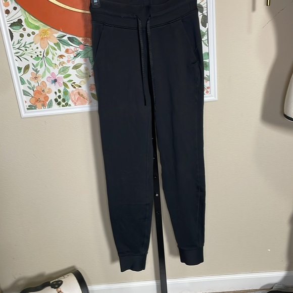 Lululemon Scuba High-Rise Jogger *Fleece 28" size 2 Black - Picture 13 of 13